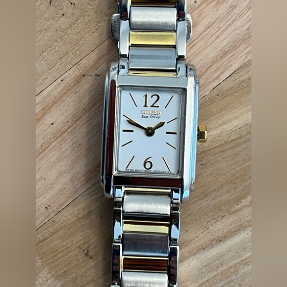 Citizen Eco-Drive Ladies Watch Two Tone Bracelet White Dial Solar - Picture 4 of 15